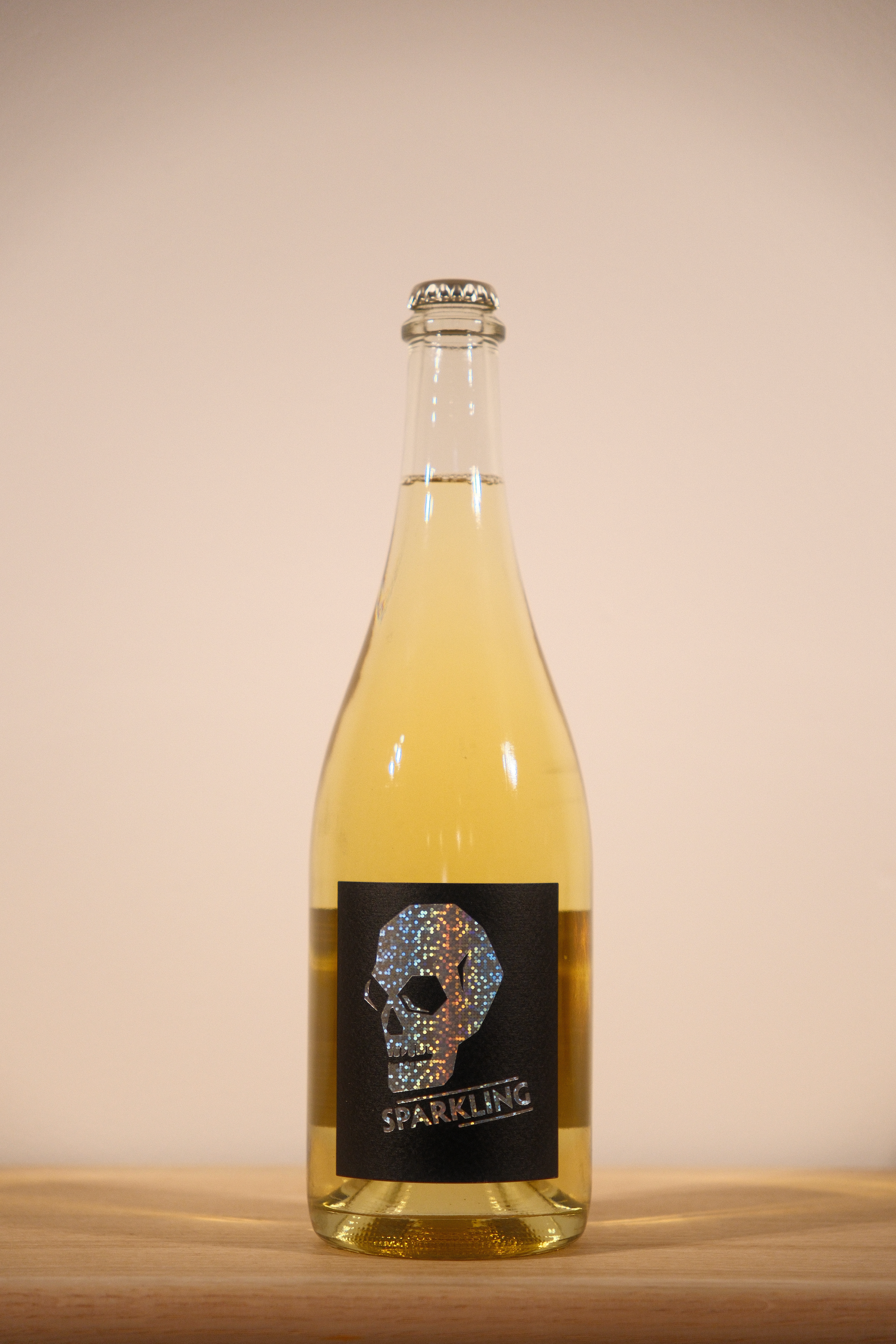 Skull Wines by Monte Rio Sparkling 2022