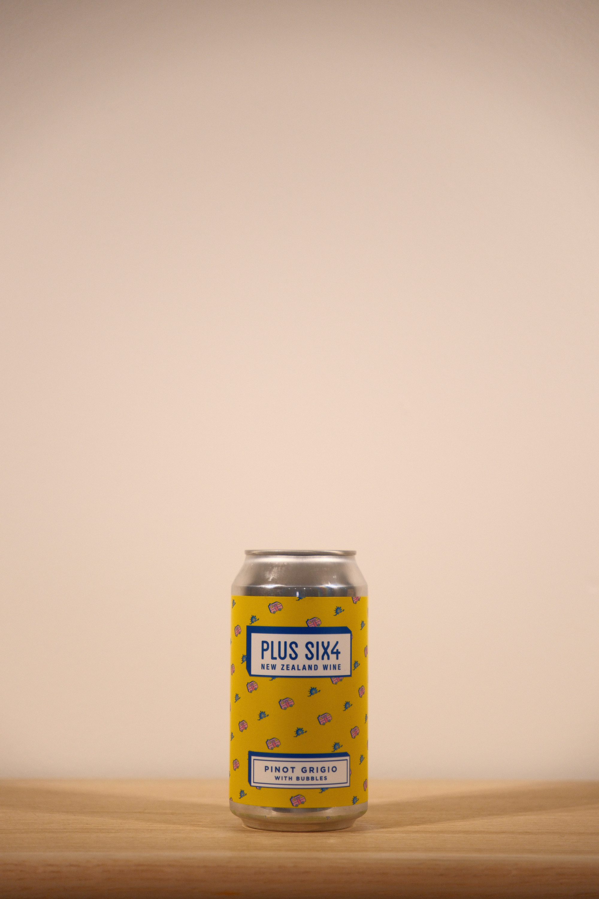 Plus Six4 Pinot Grigio 2022