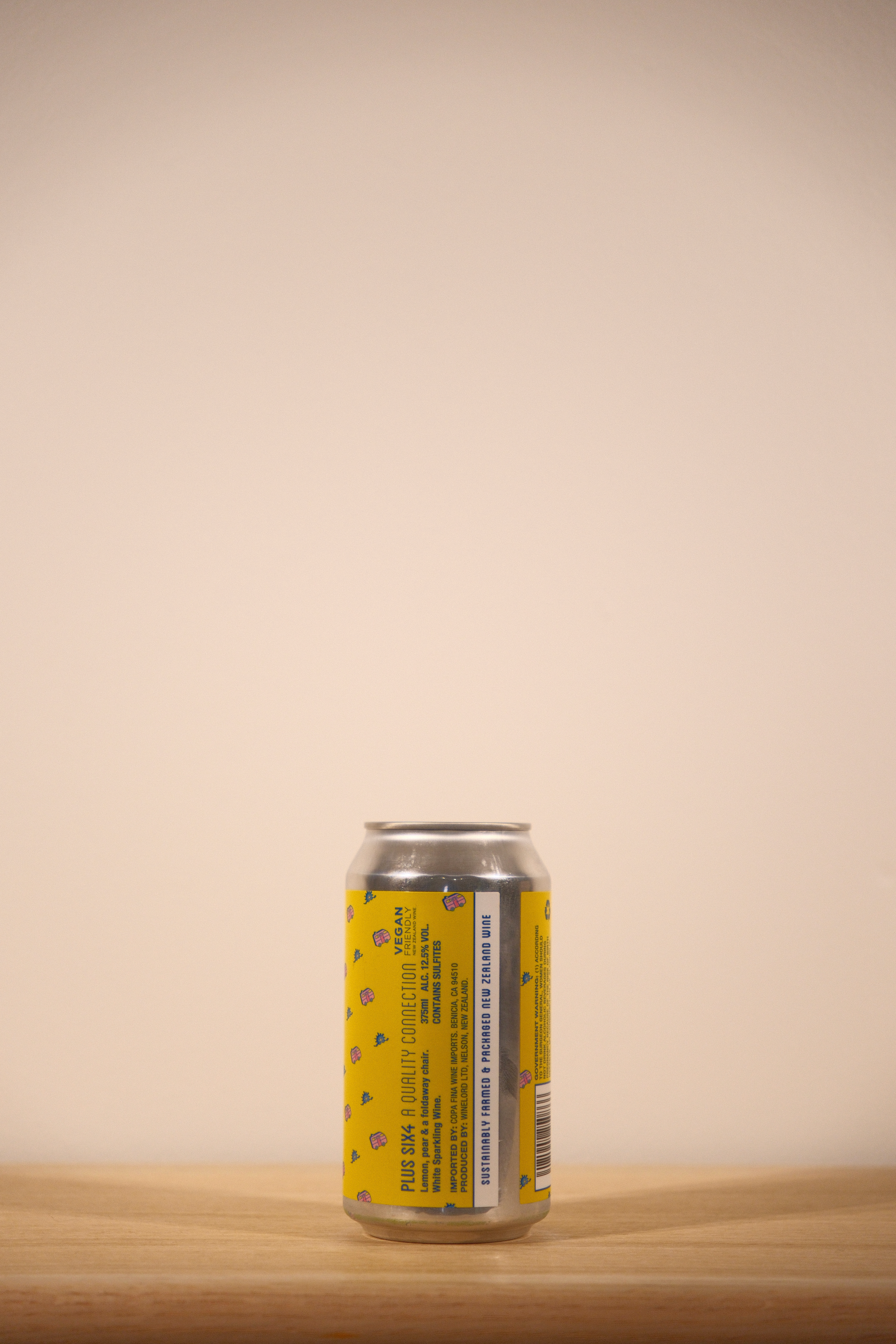 Plus Six4 Pinot Grigio 2022