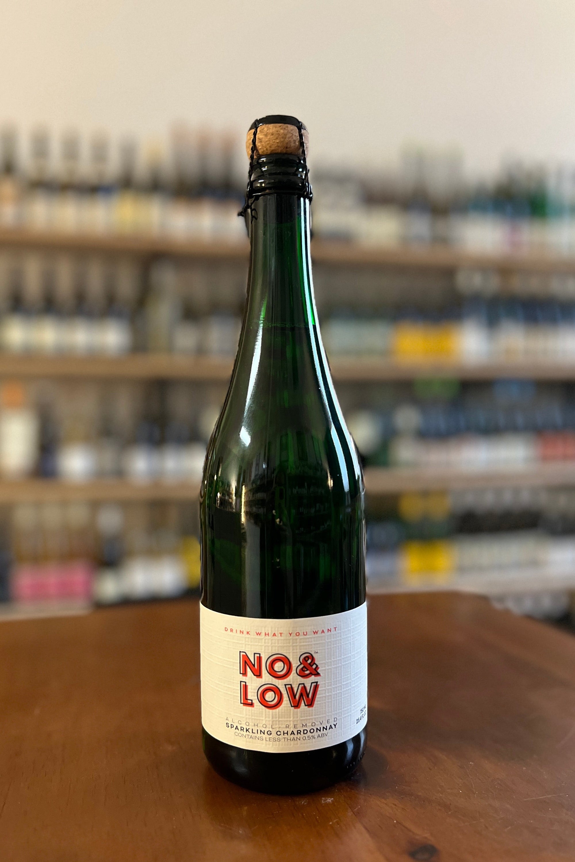 No &amp; Low Sparkling Chardonnay